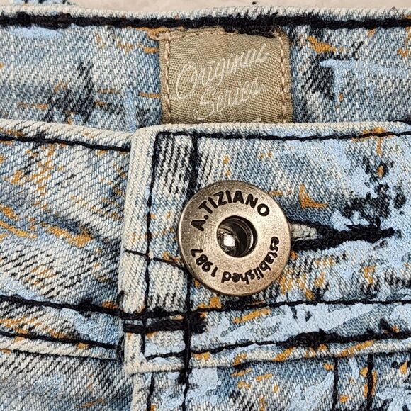 A. Tiziano Men's Spencer Printed Denim Jean - 46 - Picture 5 of 12